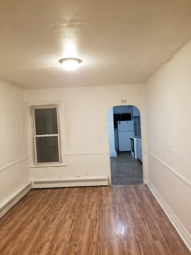 Foto del edificio - 753 W Cedar St