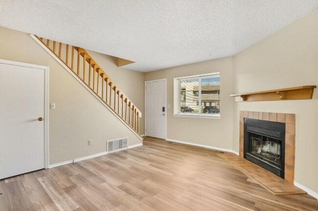 Photo - 1335 Soaring Eagle Dr House