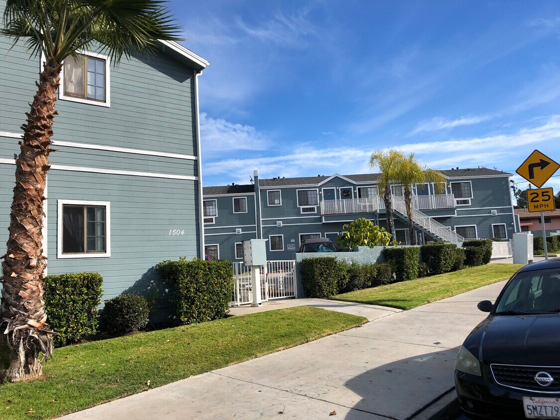 Foto del edificio - 1504 El Paso Dr