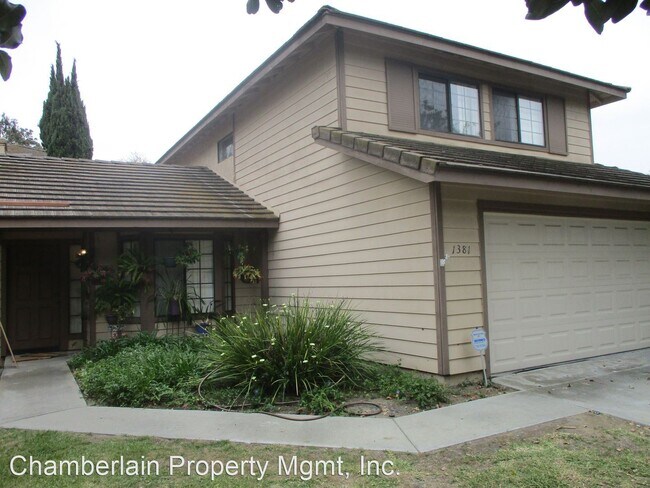 Foto del edificio - 3 br, 2.5 bath House - 1381 Longfellow Rd.