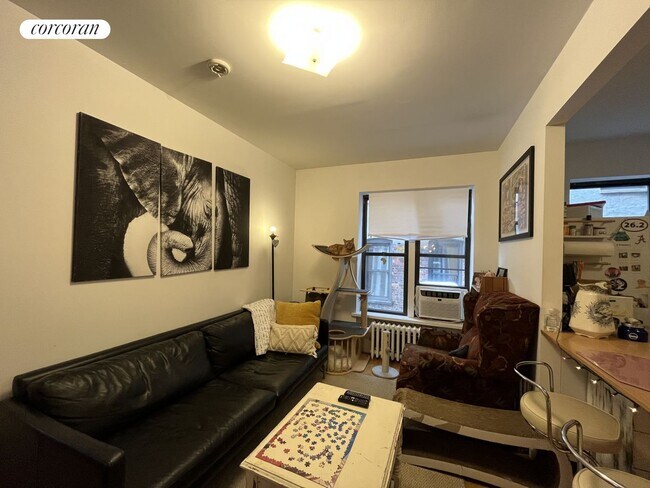 Foto del edificio - 536 E 82nd St