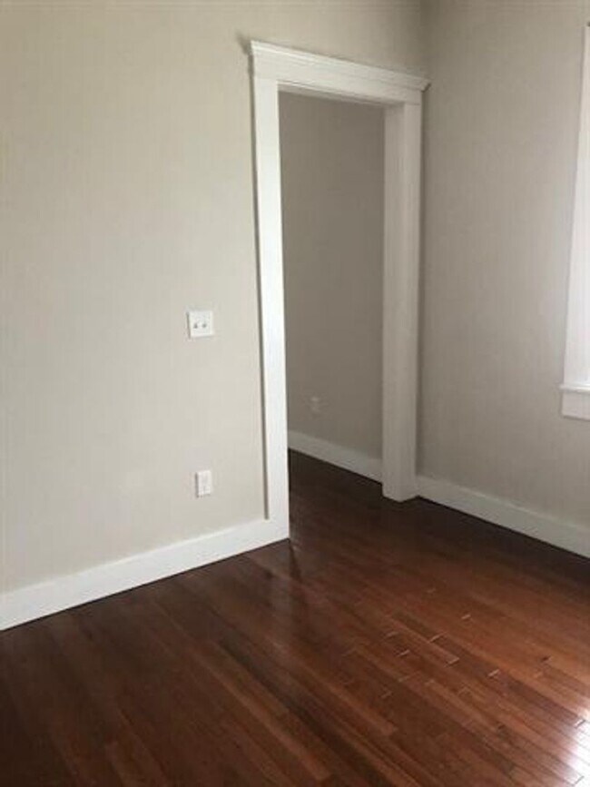 Foto del edificio - dfd812