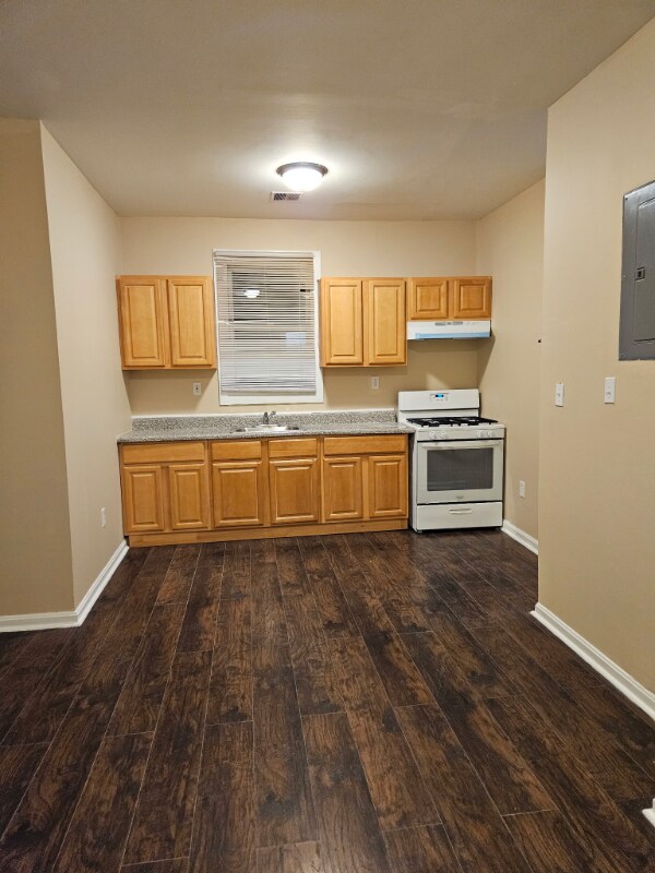 Foto del edificio - 604-606-606 S Park St