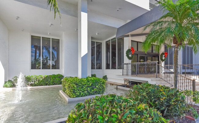 Building Photo - 4280 Galt Ocean Dr