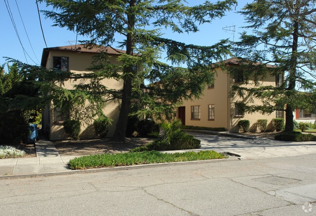 Building Photo - Williams Street Apartments