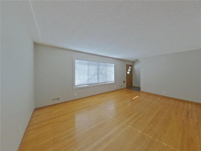 Foto del edificio - 2606 65th Ave N