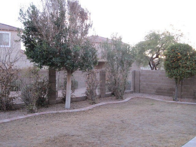 Building Photo - 1551 E Orchid Ct