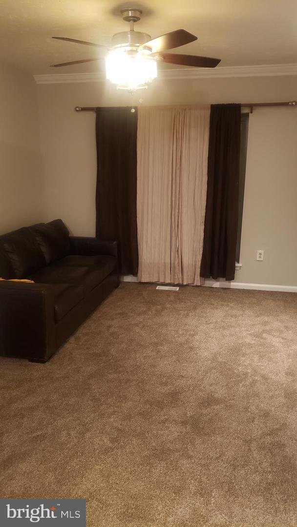 Foto del edificio - 7407 Morrison Dr