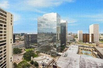 Building Photo - 15 Greenway Plz
