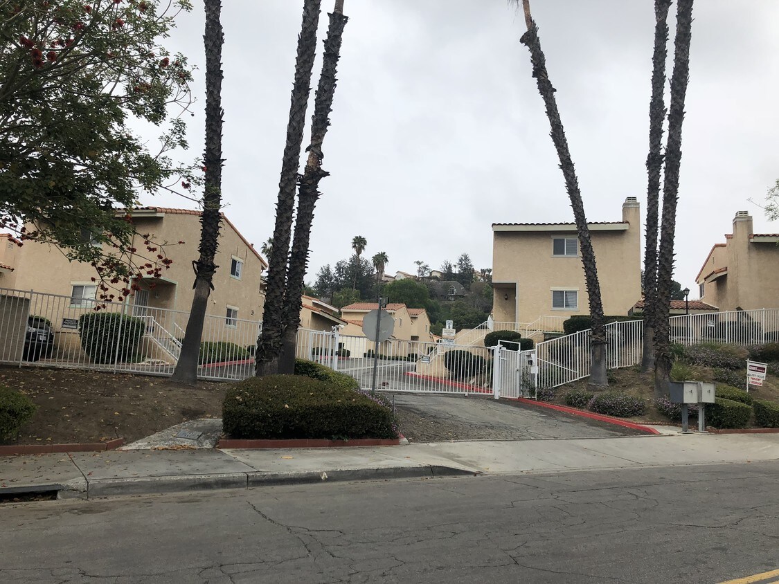 31 Apartments Available for Rent in La Puente, CA