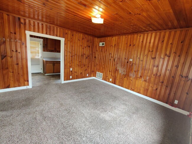 Foto del edificio - 402 E Walnut St