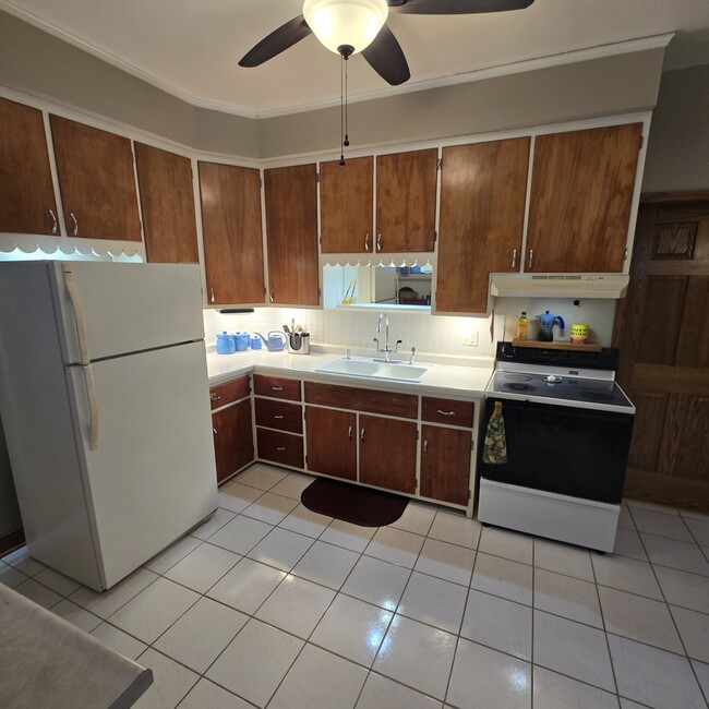 Foto del edificio - 2403 Erie Ave