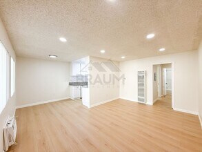 Building Photo - 5461 Kester Ave