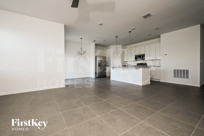 Building Photo - 564 Crown Rose Dr