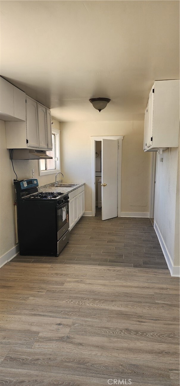 Building Photo - 6963 Tamarisk Ave