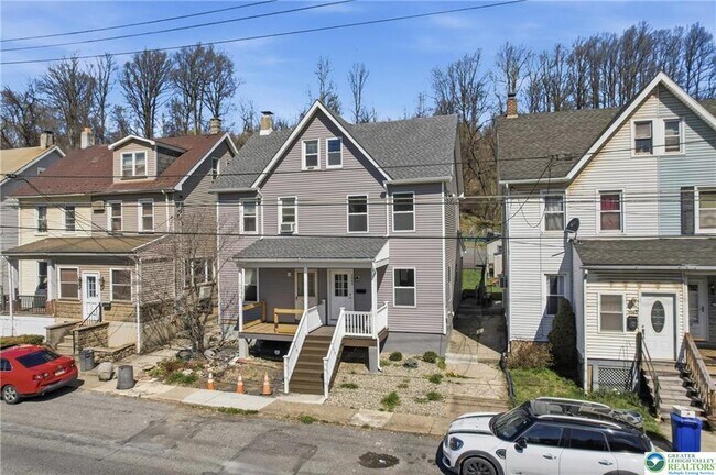 Foto del edificio - 1065 Bushkill Dr