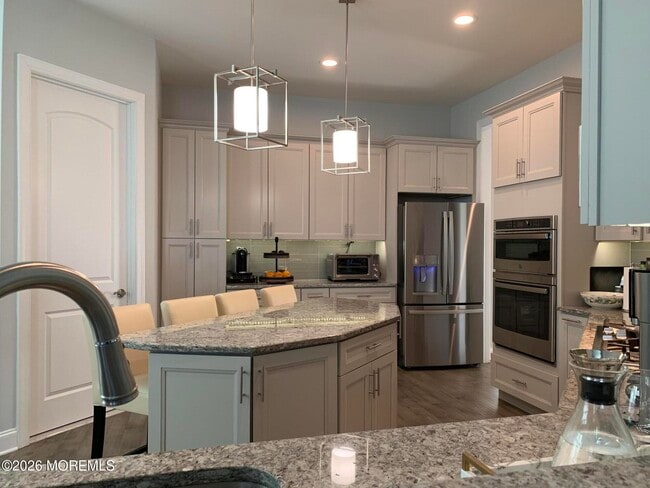 Building Photo - 67 Samjan Cir