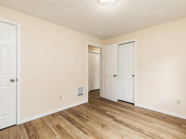 Master Bedroom Entrance - 1921 Chestnut St