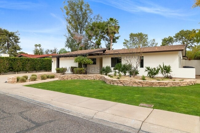 Building Photo - 6018 E Osborn Rd