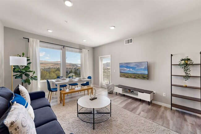 Foto del edificio - 375 Harbour Cove Dr