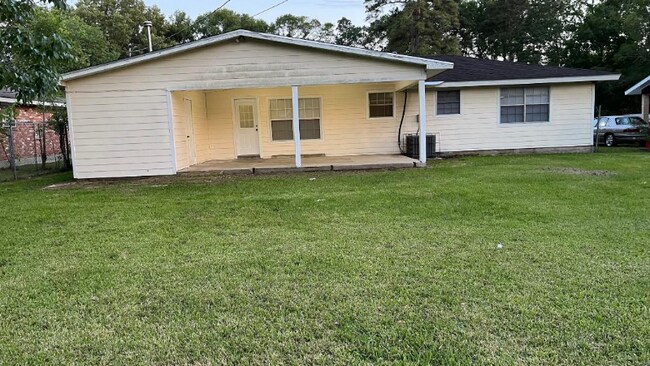 Foto del edificio - 4215 Heath Dr