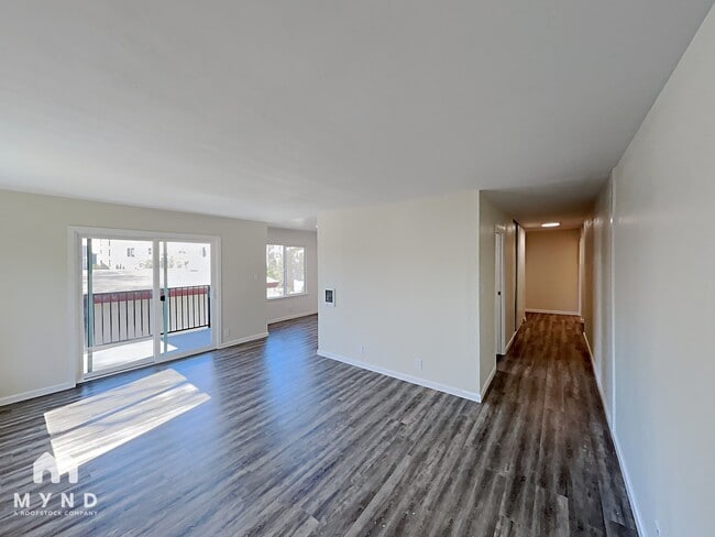 Building Photo - 240 Athol Ave
