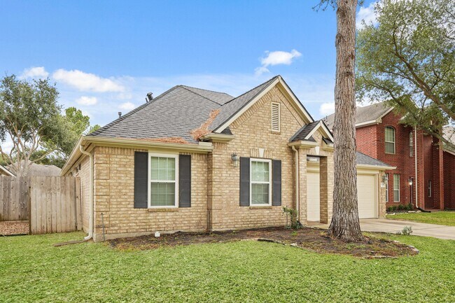 Foto del edificio - 18303 Heathridge Ln