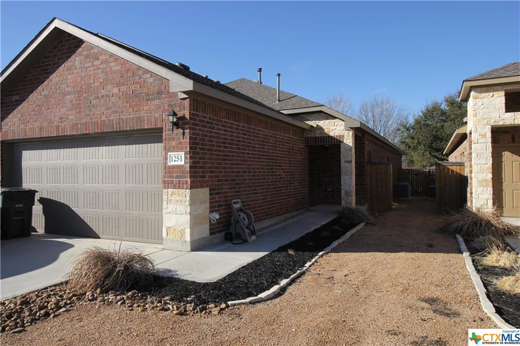 1251 FM306, Canyon Lake, TX 78130 Townhome Rentals in Canyon Lake TX