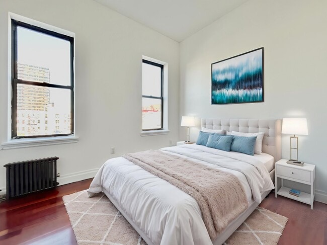 Building Photo - 607 W 137th St