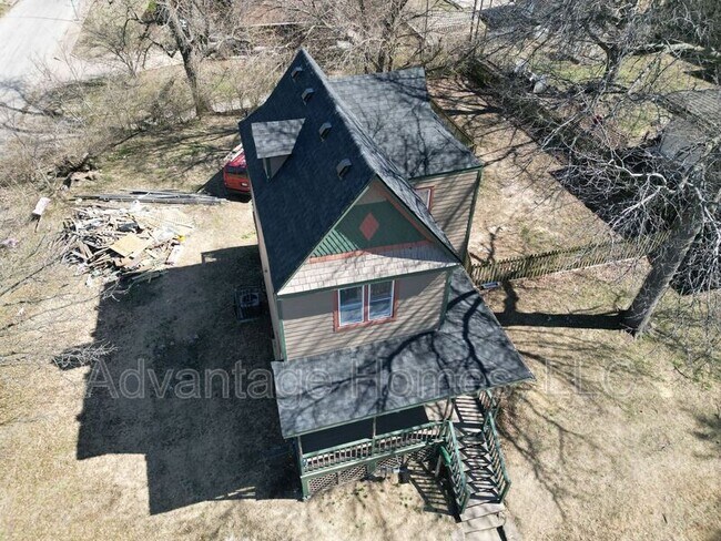 Foto del edificio - 105 Brooklyn Ave