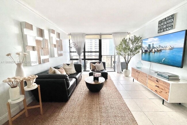 Photo - 600 NE 36th St Apartment