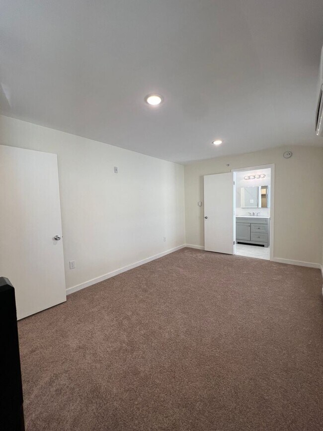Foto del edificio - 541 N Orianna St