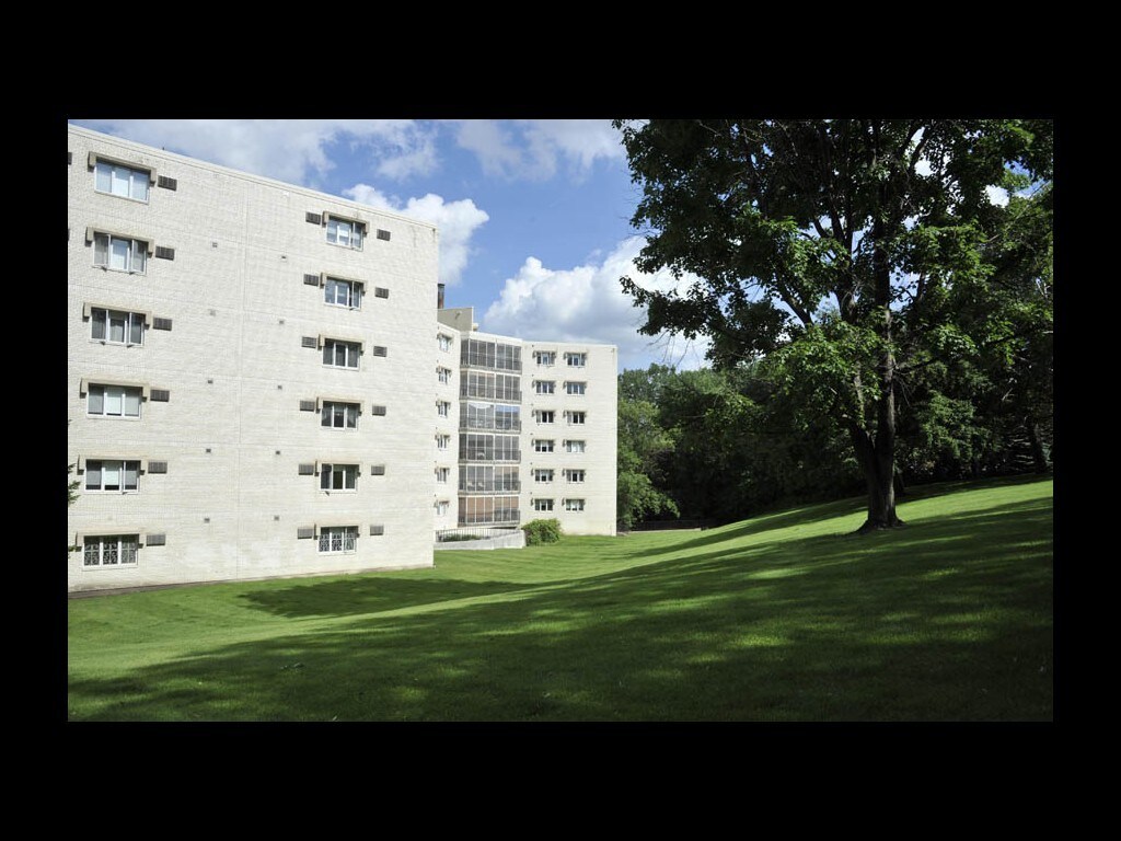 Montcalm Apartments Apartments in Saint Paul, MN