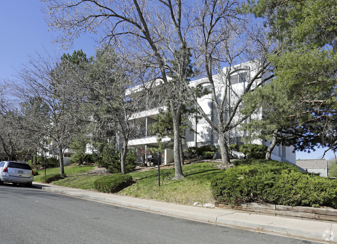 Building Photo - Atrium Condominiums