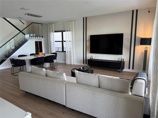 Photo - 17507 SW 43rd St Apartment