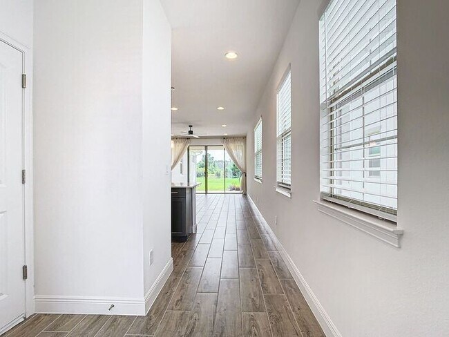 Building Photo - Gorgeous 3/2 Modern Home with a 2 Car Gara...
