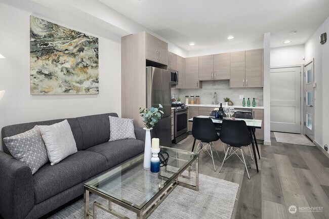 Foto del edificio - Modern 2 bed 2 bath town house available for move NOW