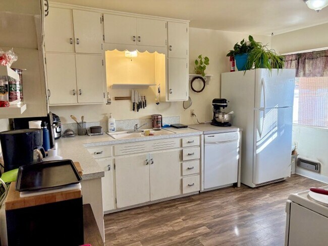 Foto del edificio - Charming Brick Duplex in Quiet Boise Neighborhood