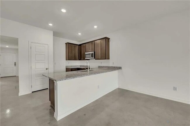 Foto del edificio - 1125 Lindsey Dr