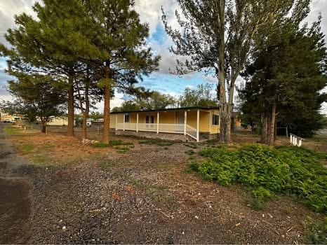 Foto del edificio - 111 E 7th St