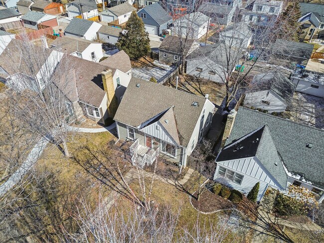 Foto del edificio - 4245 Utica Ave S