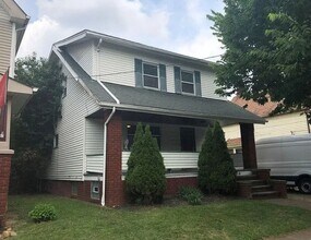 Building Photo - 3914 Cypress Ave