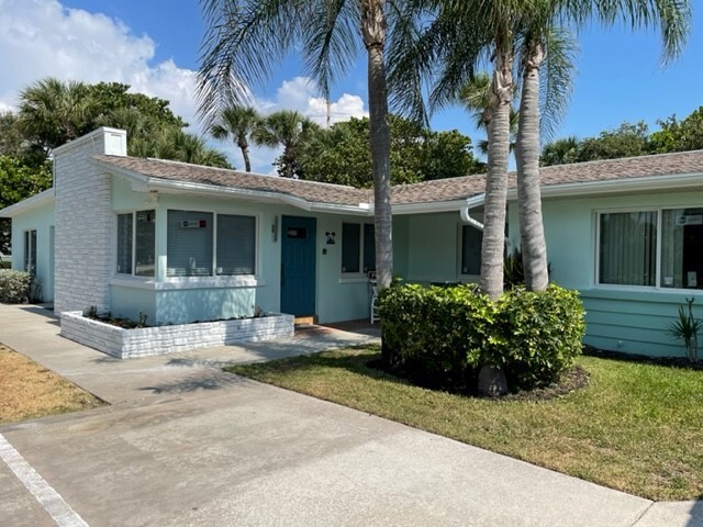 Building Photo - 805 Live Oak Rd