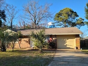 Building Photo - 709 Whippoorwill Ln