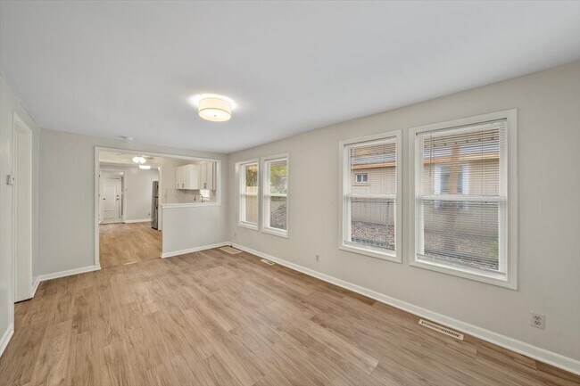 Building Photo - 4459 Fisher St