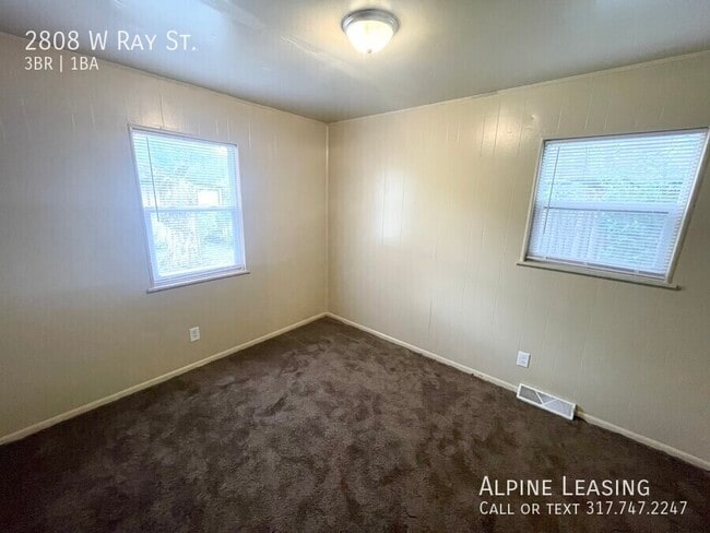 Building Photo - 2808 W Ray St