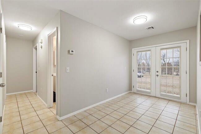 Foto del edificio - 601 Dogwood Ave
