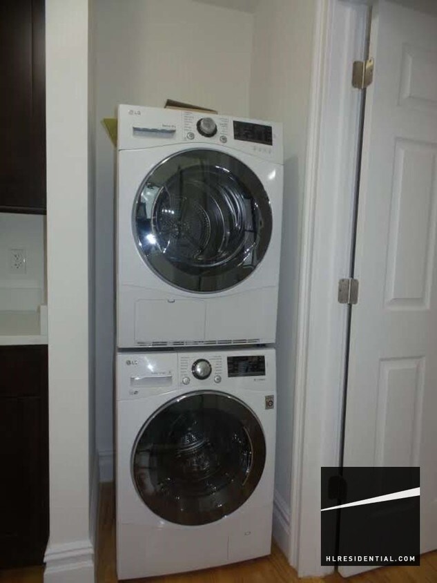 Foto principal - 2305 30th Ave