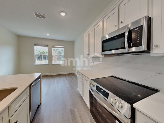 Building Photo - 1537 Blue Nile Pt