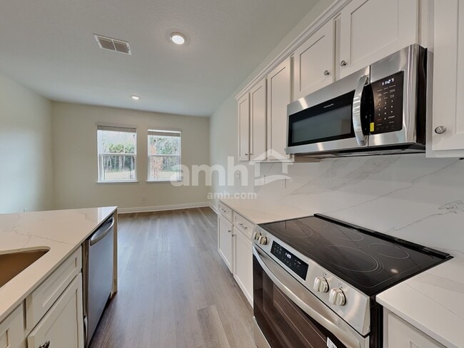 Building Photo - 1545 Blue Nile Pt